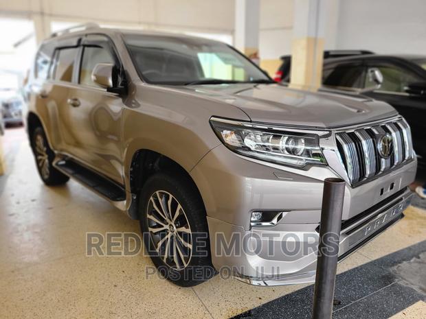 2017 Toyota Land Cruiser Prado Silver - Used Luxury SUV for Sale