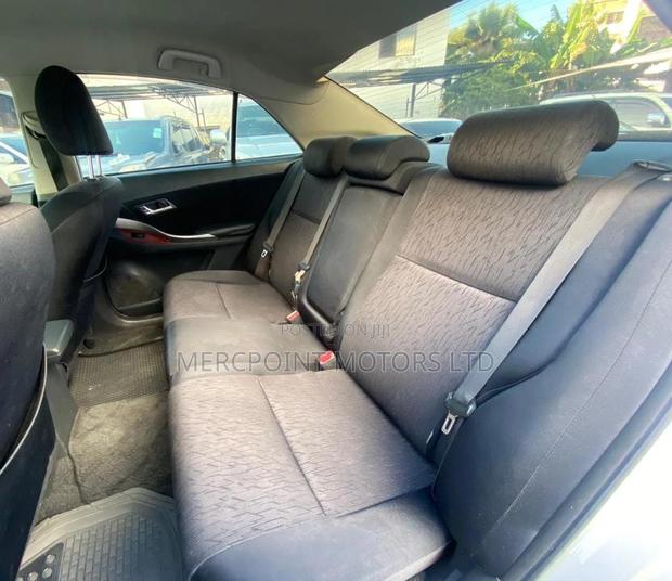 Pearl 2012 Toyota Allion - Sedan with Style and Performance