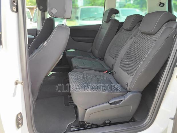 2016 Volkswagen Sharan in White - High-Quality Family Car