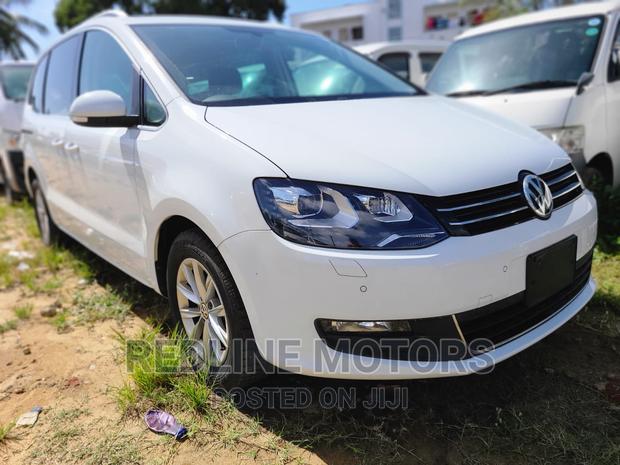 2016 Volkswagen Sharan in White - High-Quality Family Car