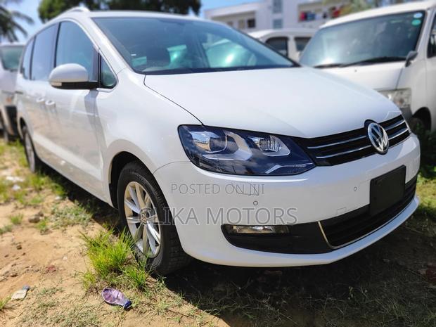2016 Volkswagen Sharan in White - High-Quality Family Car
