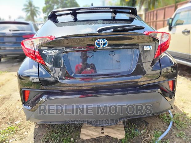 Toyota C-HR 2017 in Black: Modern Compact Crossover SUV