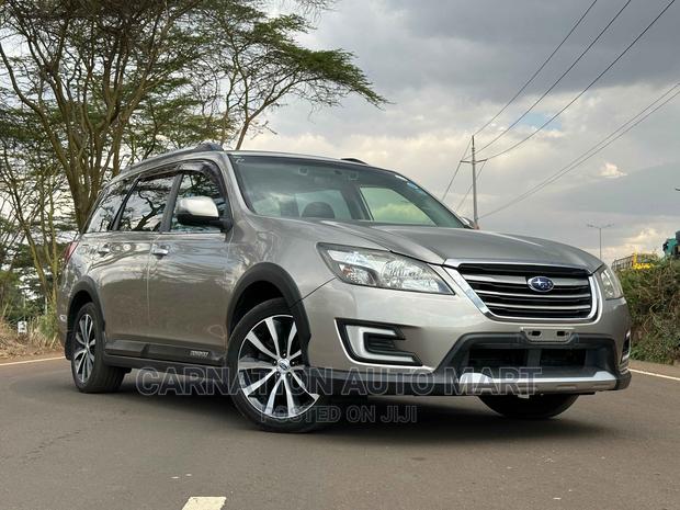 2016 Subaru Exiga in Silver: Perfect for Families