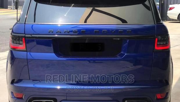 2016 Land Rover Range Rover Blue: Pre-Owned SUV Luxury