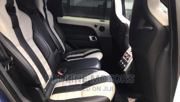 2016 Land Rover Range Rover Blue: Pre-Owned SUV Luxury