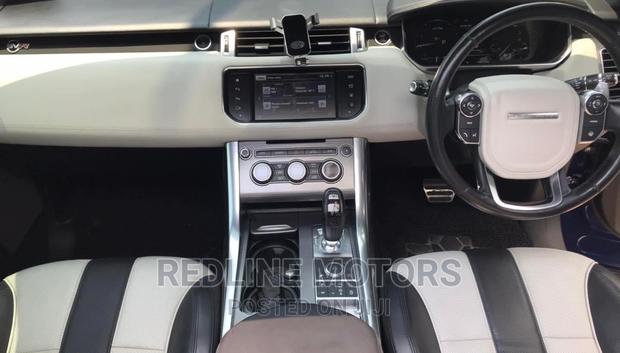 2016 Land Rover Range Rover Blue: Pre-Owned SUV Luxury