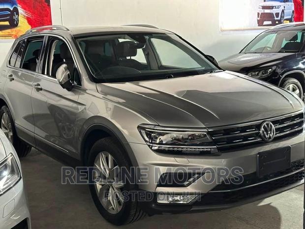 Volkswagen Tiguan 2017 Silver: Used, 4 Door SUV, Manual Transmission, 4WD