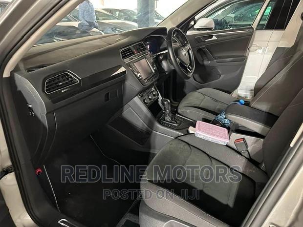 Volkswagen Tiguan 2017 Silver: Used, 4 Door SUV, Manual Transmission, 4WD