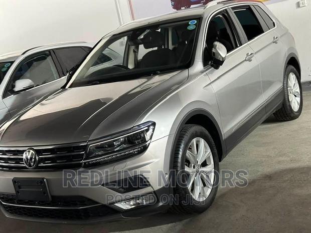 Volkswagen Tiguan 2017 Silver: Used, 4 Door SUV, Manual Transmission, 4WD