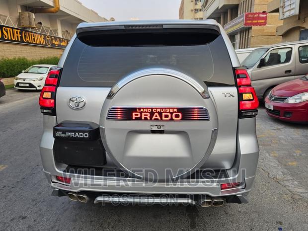 Used 2017 Toyota Land Cruiser Prado 2.8 Silver - Luxurious Family-Friendly SUV