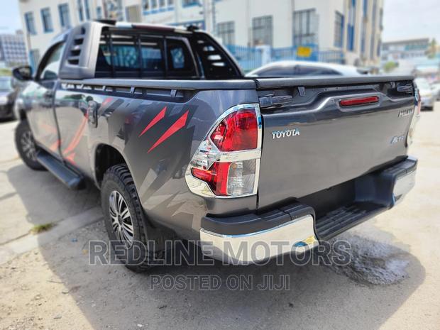 Toyota Hilux 2016 - Gray Edition, Rugged and Reliable Pickup