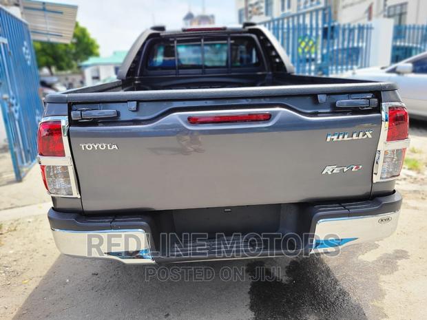 Toyota Hilux 2016 - Gray Edition, Rugged and Reliable Pickup