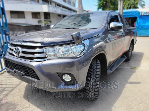 Toyota Hilux 2016 - Gray Edition, Rugged and Reliable Pickup