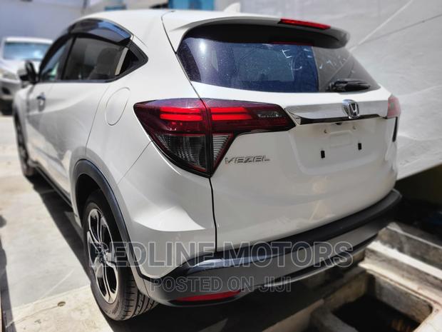 2016 Honda Vezel in White: High-Quality & Affordable Crossover
