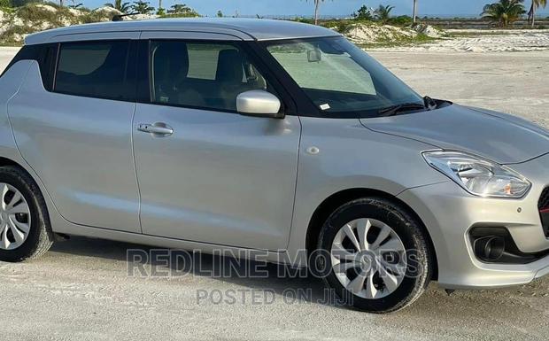 2017 Suzuki Swift in Silver - Powerful and Efficient Compact Car for Sale