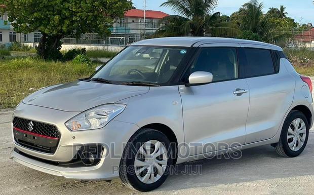 2017 Suzuki Swift in Silver - Powerful and Efficient Compact Car for Sale