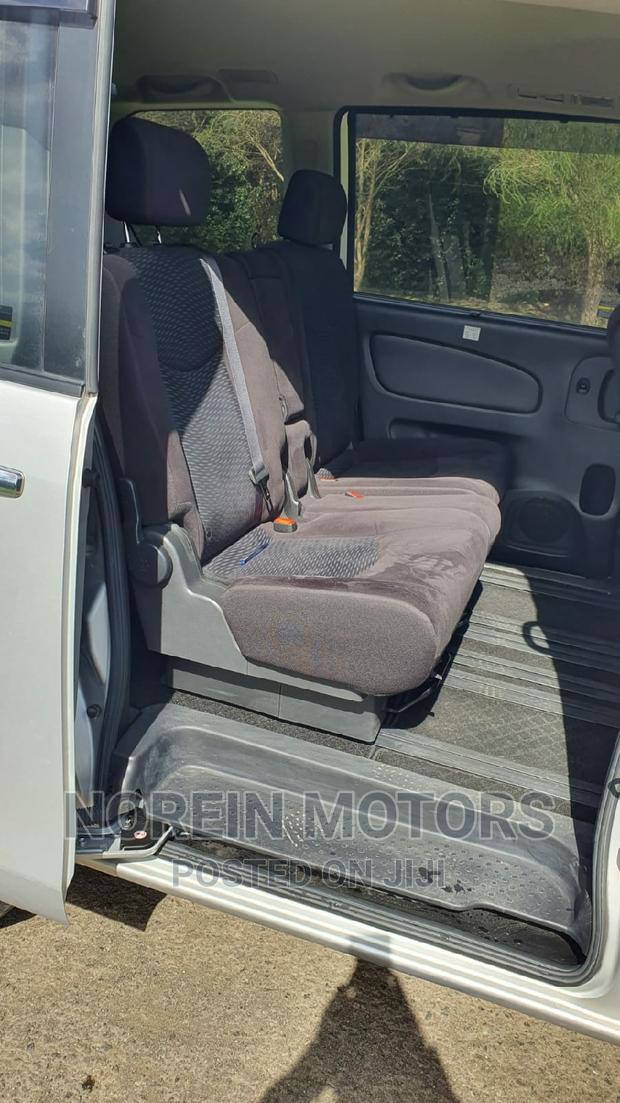 Silver 2007 Toyota Land Cruiser Prado: Premium Off-Road Vehicle