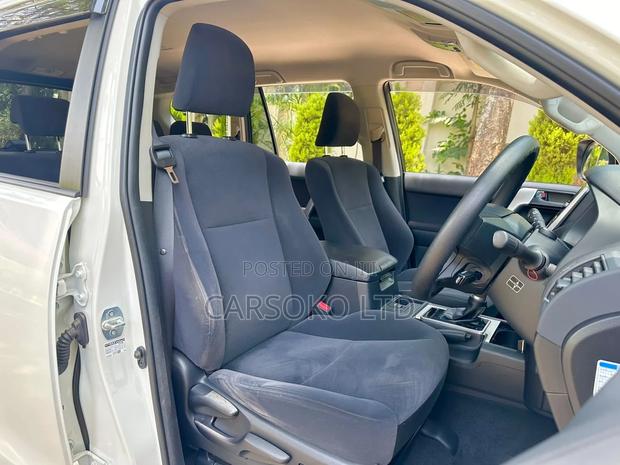 Luxury Toyota Land Cruiser Prado 2.8 2018