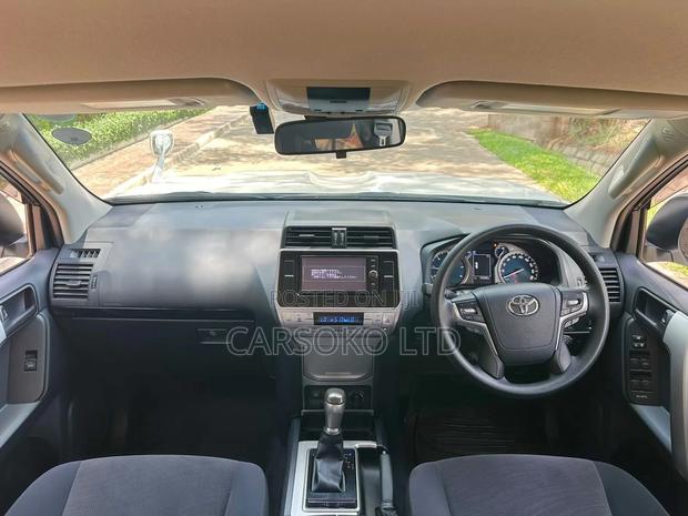 Luxury Toyota Land Cruiser Prado 2.8 2018