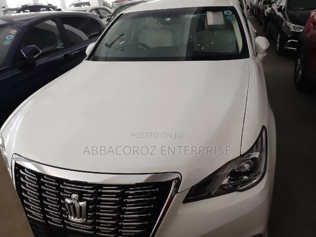 Toyota Crown 2015 White