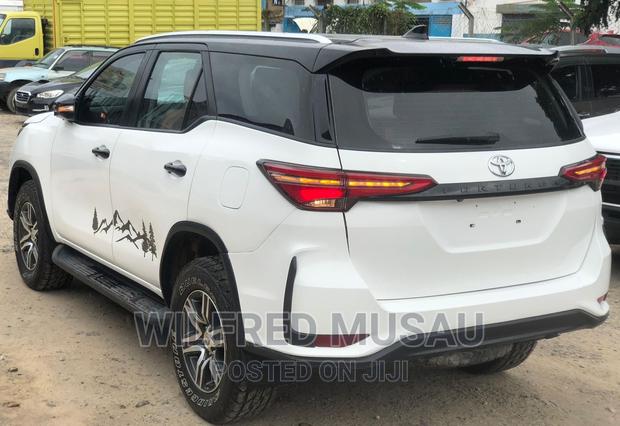 High-Quality Used Toyota Fortuner 2.8 D AWD 2016 - The Perfect SUV for Your Needs