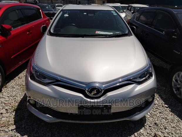 Toyota Auris 2016 Silver