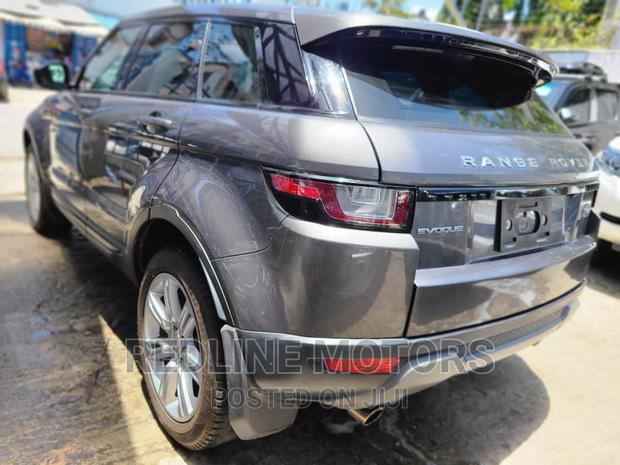 Pre-Owned 2016 Land Rover Range Rover Evoque in Silver