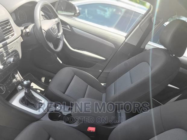 2016 Audi Q3 Black Edition: High-End Compact SUV