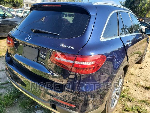 2017 Mercedes-Benz E250 Black: Luxury Sedan for Sale
