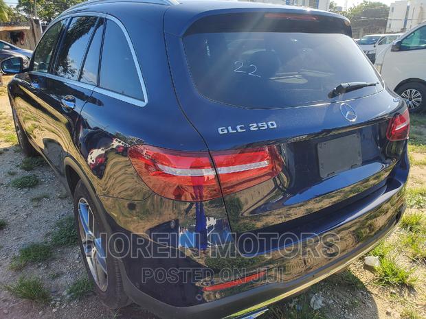 2017 Mercedes-Benz E250 Black: Luxury Sedan for Sale
