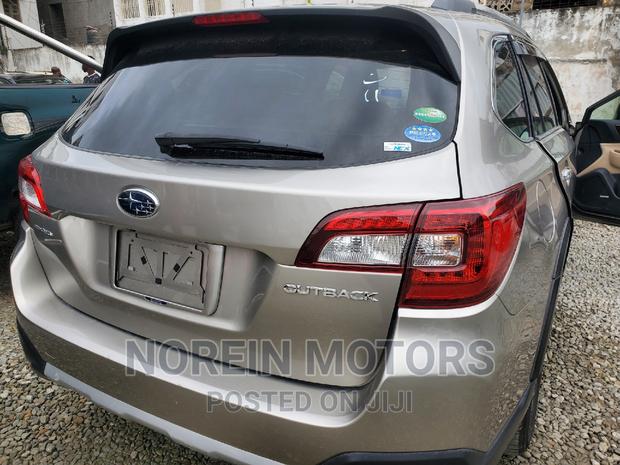 Beige Subaru Outback 2016 - Pre-owned SUV for Sale