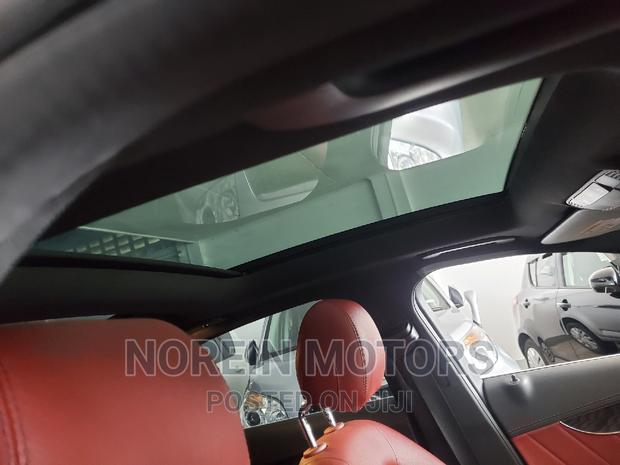 2015 Mercedes-Benz C200 Black Sedan - Experience the Power