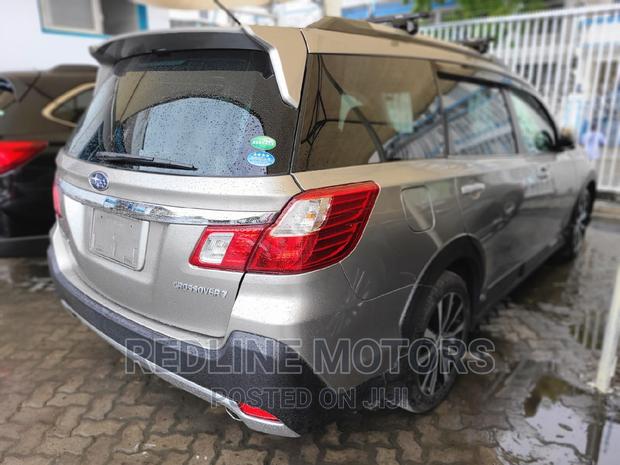 2016 Subaru Exiga Silver: Comfortable Family Vehicle