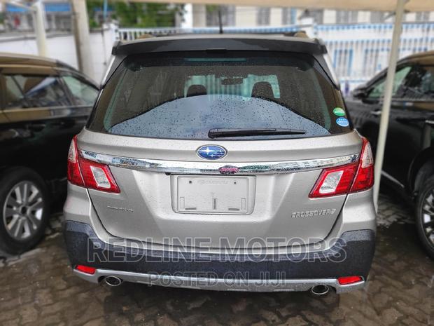 2016 Subaru Exiga Silver: Comfortable Family Vehicle