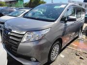2016 Toyota Noah Silver - Minivan for Everyday Reliability for sale