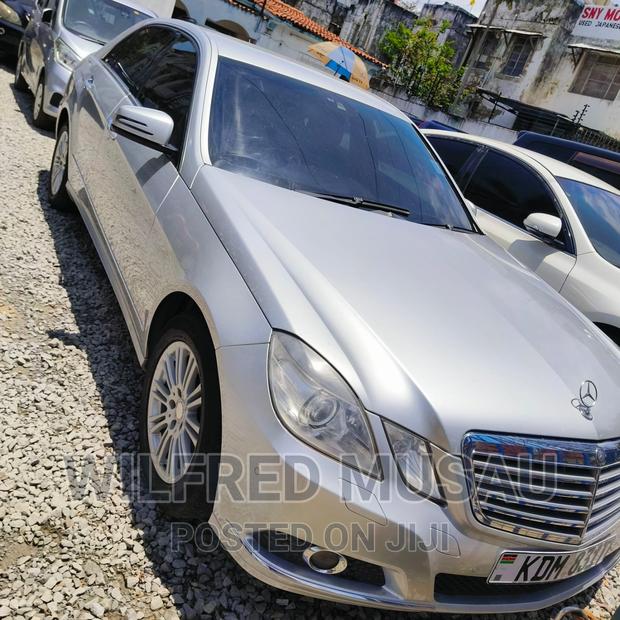 Mercedes-Benz E300 2010 - Premium Quality Silver Sedan Available