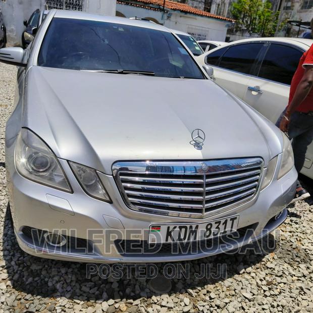 Mercedes-Benz E300 2010 - Premium Quality Silver Sedan Available