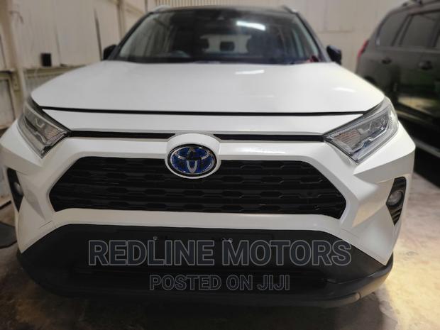 2019 White Toyota RAV4: Modern SUV for Everyday Use