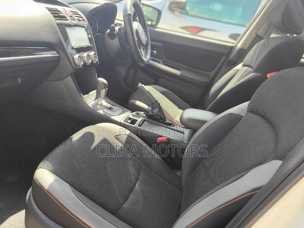 2016 Subaru XV White: Compact SUV with All-Wheel Drive