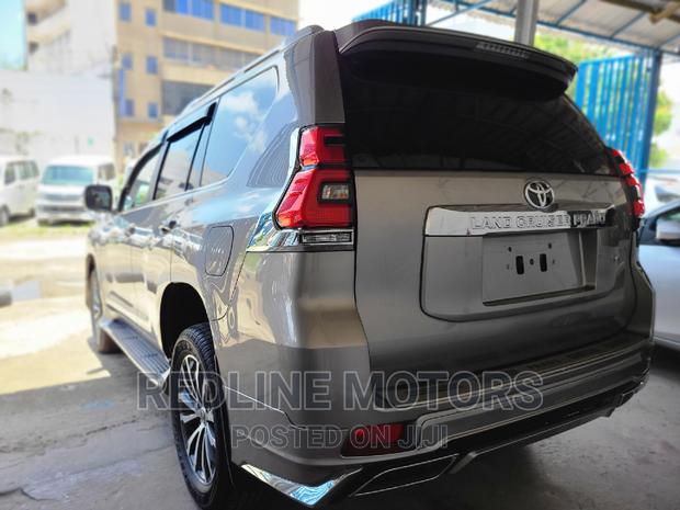 New 2018 Toyota Land Cruiser Prado in Gray - Comfortable and Capable SUV
