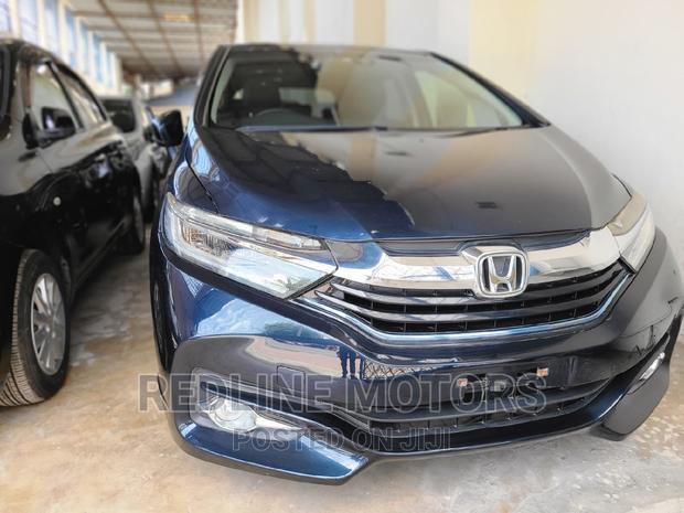 2016 Honda Shuttle Black - Quality Used Vehicle
