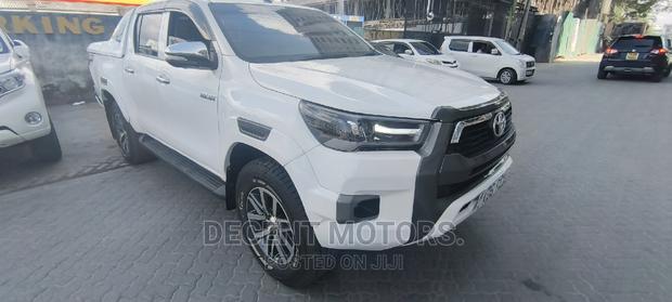 2018 Toyota Hilux in White: Unmatched Durability and Style