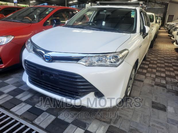 White 2016 Toyota Corolla Fielder - Pre-Owned