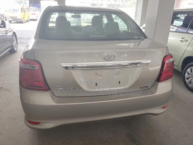 Toyota Axio 2016 Gray