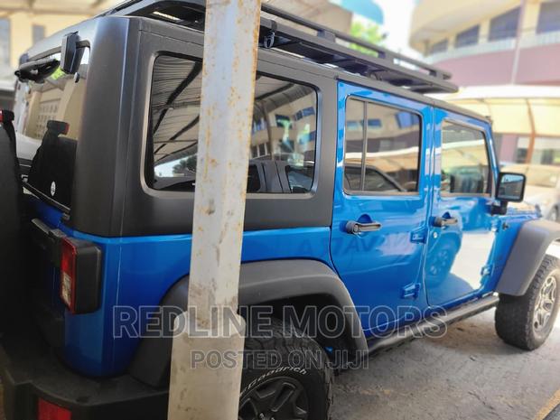 Blue Jeep Wrangler 2016: Unmatched Capability