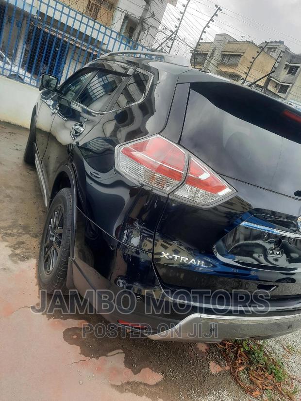 2016 Black Nissan X-Trail 2.0L Petrol AWD - Perfect for Your Outdoor Journeys