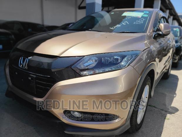 Gold Honda Vezel 2016 - Quality Pre-owned SUV Deal