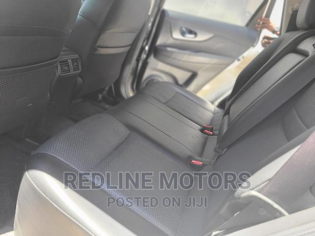 2016 Nissan X-Trail White SUV: Used Vehicle