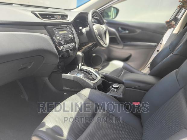 2016 Nissan X-Trail White SUV: Used Vehicle