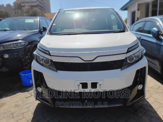 White 2017 Toyota Voxy - Low Mileage, Certified Pre-Owned